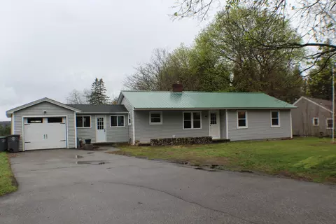520 Pembroke St, Pembroke, NH 03275