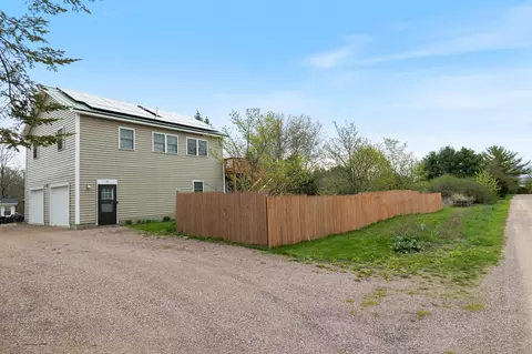 7 Sloop Rd, Grand Isle, VT 05458
