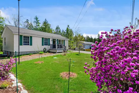 26 Birch Tree Ln, Ossipee, NH 03814