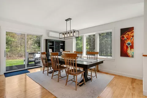 Dining - 17 Winding Brook Rd, Jericho, VT 05465 photo 2 of 4