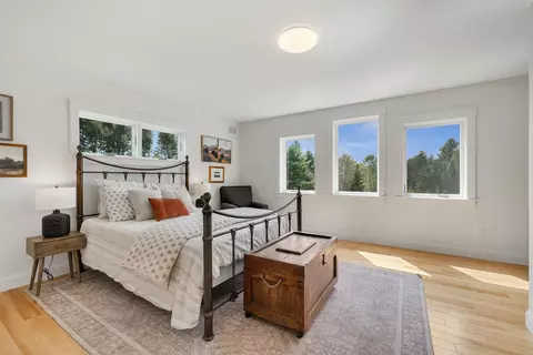 Bedroom - 17 Winding Brook Rd, Jericho, VT 05465 photo 4 of 9