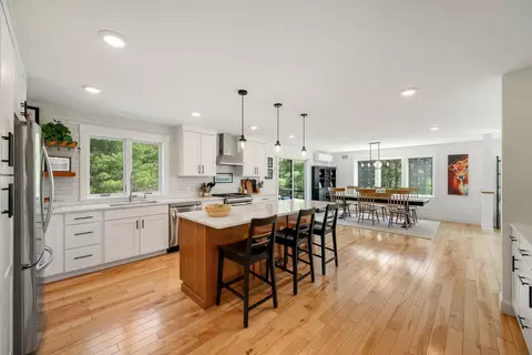 Kitchen - 17 Winding Brook Rd, Jericho, VT 05465 photo 2 of 7