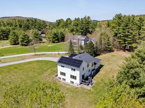 View/Area - 17 Winding Brook Rd, Jericho, VT 05465 photo 1 of 2