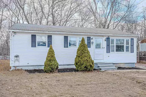 9 Oneida Cir, Nashua, NH 03060