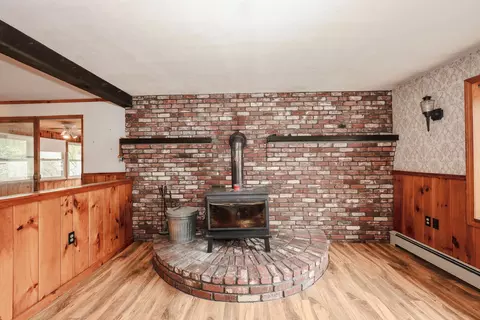 Living - 110 Everett Dam Rd, Dunbarton, NH 03046 photo 4 of 7