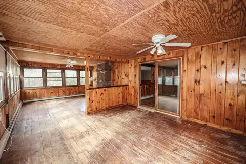 Living - 110 Everett Dam Rd, Dunbarton, NH 03046 photo 6 of 7