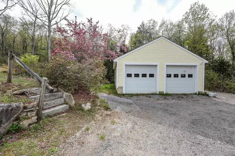 Exterior - 110 Everett Dam Rd, Dunbarton, NH 03046 photo 5 of 16