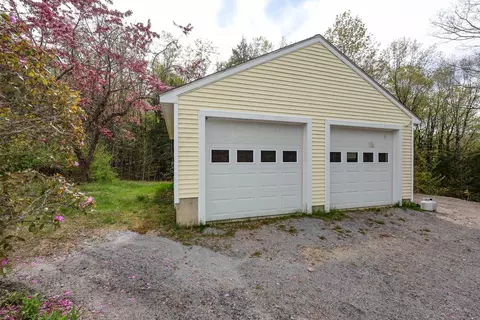 Exterior - 110 Everett Dam Rd, Dunbarton, NH 03046 photo 6 of 16