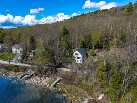 1068 Goose Pond Rd, Canaan, NH 03741