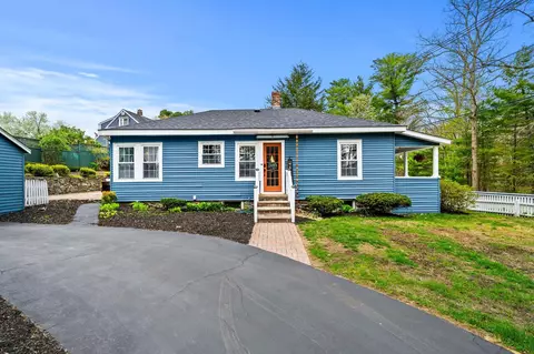 14 Town Farm Rd, Salem, NH 03079