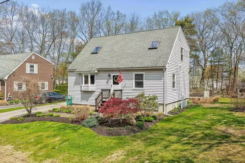 239 Wells St, Manchester, NH 03104