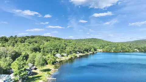 65 Nelson Rd, Harrisville, NH 03450