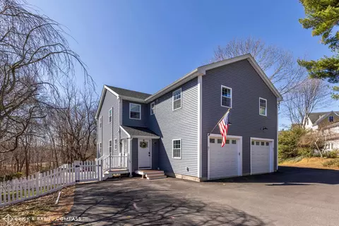 72 Woodbury Ave #1, Portsmouth, NH 03801