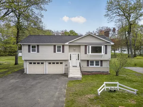 27 Townsend Ave, Salem, NH 03079