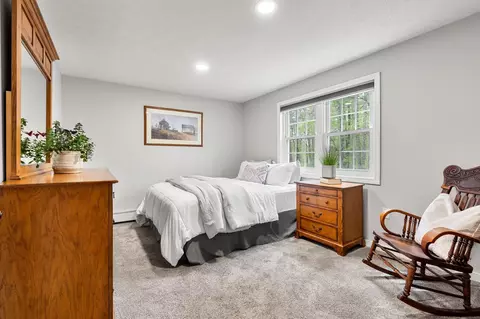 Bedroom - 32 Morrison Rd, Windham, NH 03087 photo 8 of 10