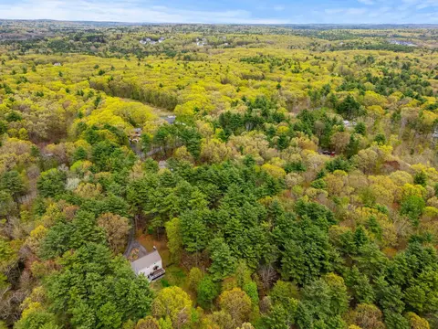 View/Area - 32 Morrison Rd, Windham, NH 03087 photo 2 of 5