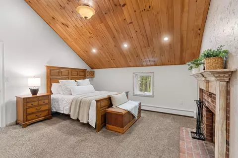 Bedroom - 32 Morrison Rd, Windham, NH 03087 photo 1 of 10