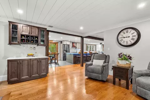 Entry Way - 32 Morrison Rd, Windham, NH 03087 photo 4 of 6