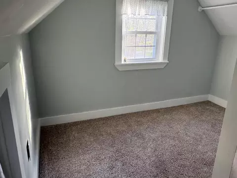 Bedroom - 80 St Laurent St, Epping, NH 03042 photo 2 of 2