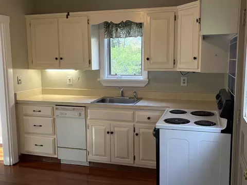 Kitchen - 80 St Laurent St, Epping, NH 03042 photo 1 of 1