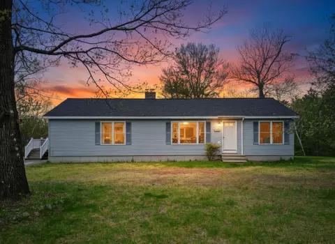 51 Hejo Rd, Weare, NH 03281