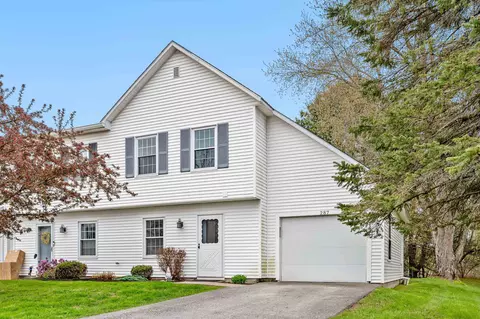 287 Eastview Cir, Williston, VT 05495