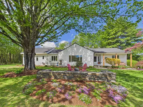 118 Hurricane Rd, Keene, NH 03431
