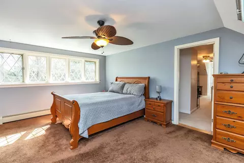 Bedroom - 6 Nancy Ln, Hooksett, NH 03106 photo 2 of 9