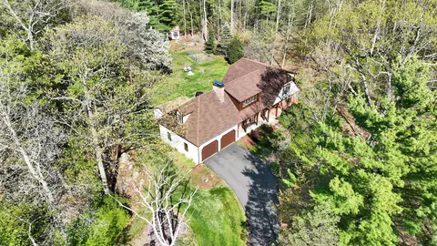 View/Area - 6 Nancy Ln, Hooksett, NH 03106 photo 1 of 6