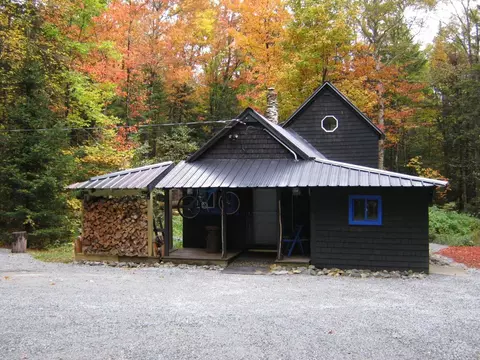 111 Paine Rd, Easton, NH 03580