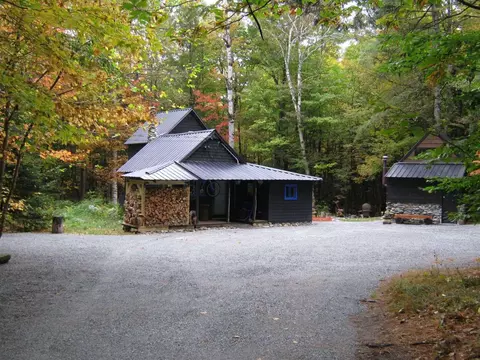 111 Paine Rd, Easton, NH 03580