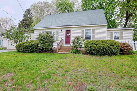 80 Smyth Rd, Manchester, NH 03104