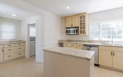 Kitchen - 47 Baker St, Keene, NH 03431 photo 6 of 6