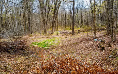 1053 Miller Pond Rd, Grantham, NH 03753