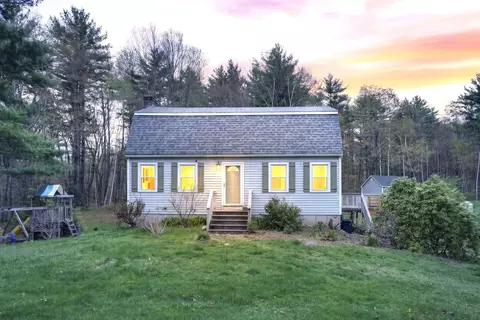 172 Warner Hill Rd, Derry, NH 03038