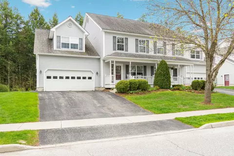 47 Lavoie Dr, Essex Junction, VT 05452