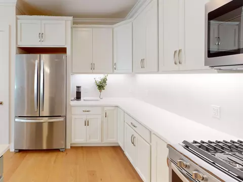 Kitchen - 1 Longview Dr #103, Atkinson, NH 03811 photo 3 of 6