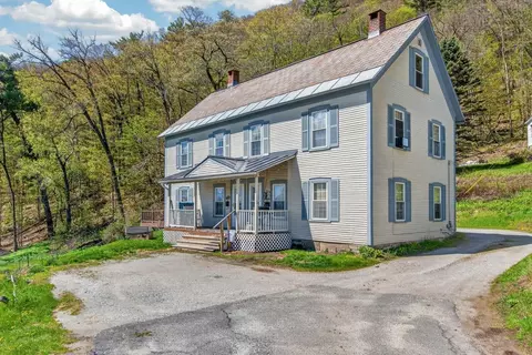 9-11 Mcgarry St, Proctor, VT 05765