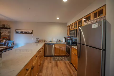 Kitchen - 15 Snow Tree Ln # B, Dover, VT 05356 photo 2 of 2