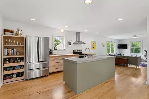 1152 Hopkins Hill Rd, Hardwick, VT 05843
