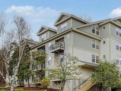 249 Hildred Dr, Burlington, VT 05401