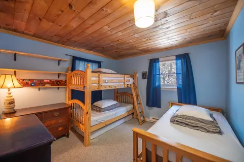 Bedroom - 48 Upper Highlands Loop, Dover, VT 05356 photo 6 of 7
