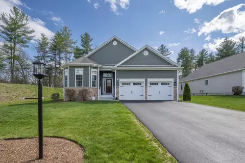 19 Pumpkin Patch Way, Londonderry, NH 03053