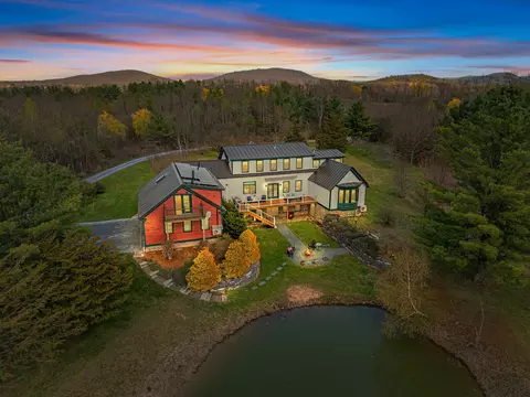 1576 Ferry Rd, Charlotte, VT 05445