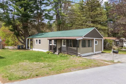 8 Dart St, Hooksett, NH 03106