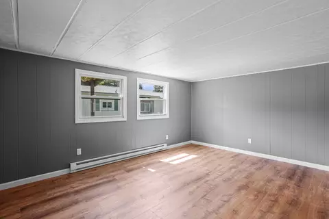8 Dart St, Hooksett, NH 03106 photo 11
