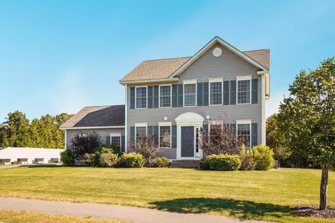 158 Windswept Rd, Manchester, NH 03109