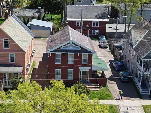 18 Park St, Burlington, VT 05401