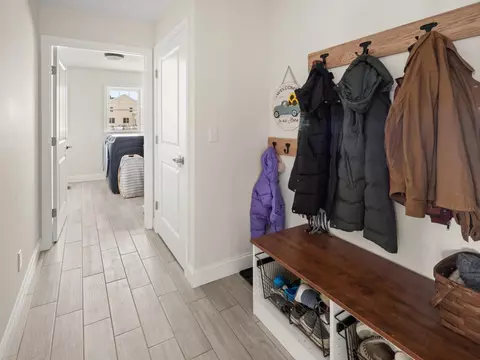 Entry Way - 49 Hill Rd, South Hero, VT 05486 photo 4 of 8