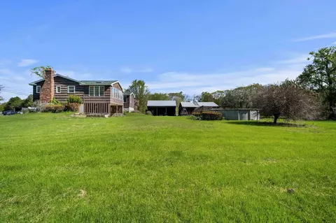 58 Willow Rd, East Kingston, NH 03827